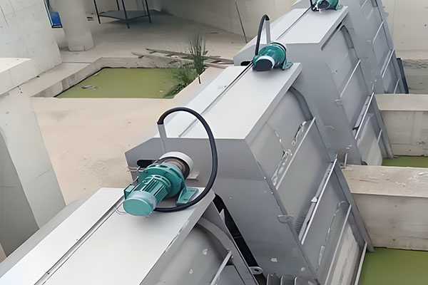给排水方头回转式清污机安装应用经验